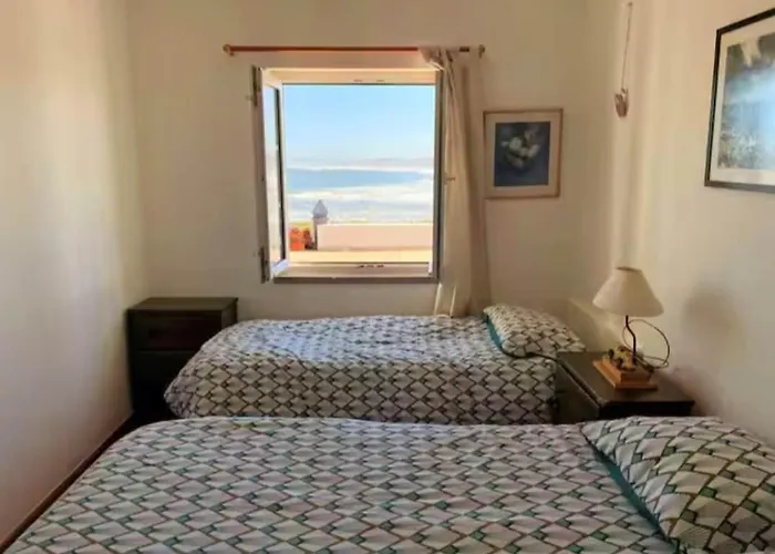 Island House Tatil Evi